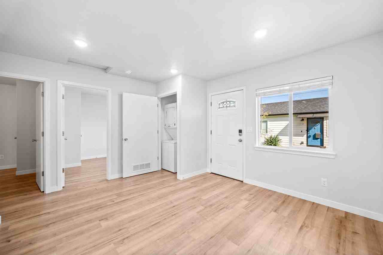 Sumner Commons - Photo 5 of 11