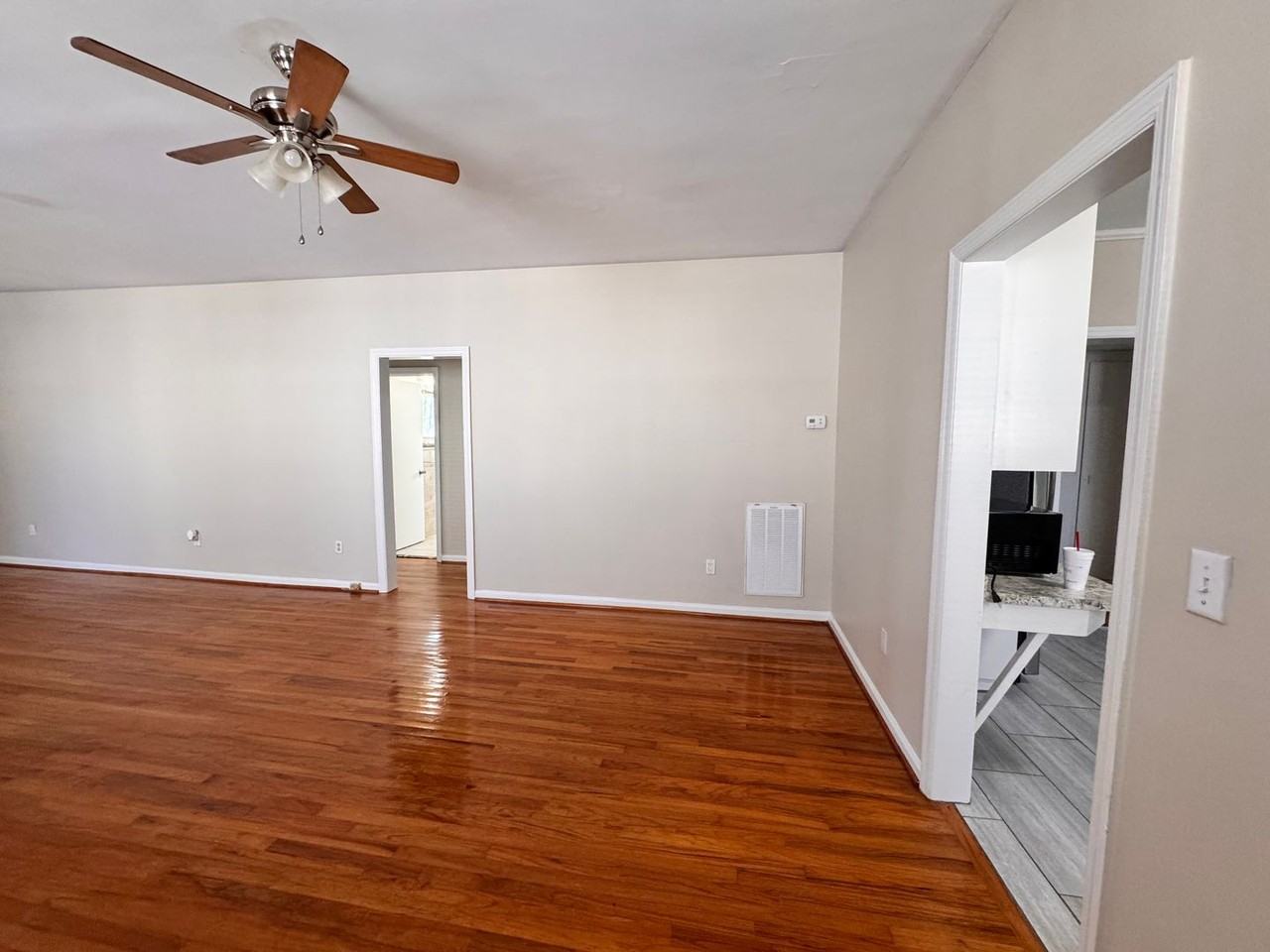 931 Ashley Ave - Photo 6 of 28