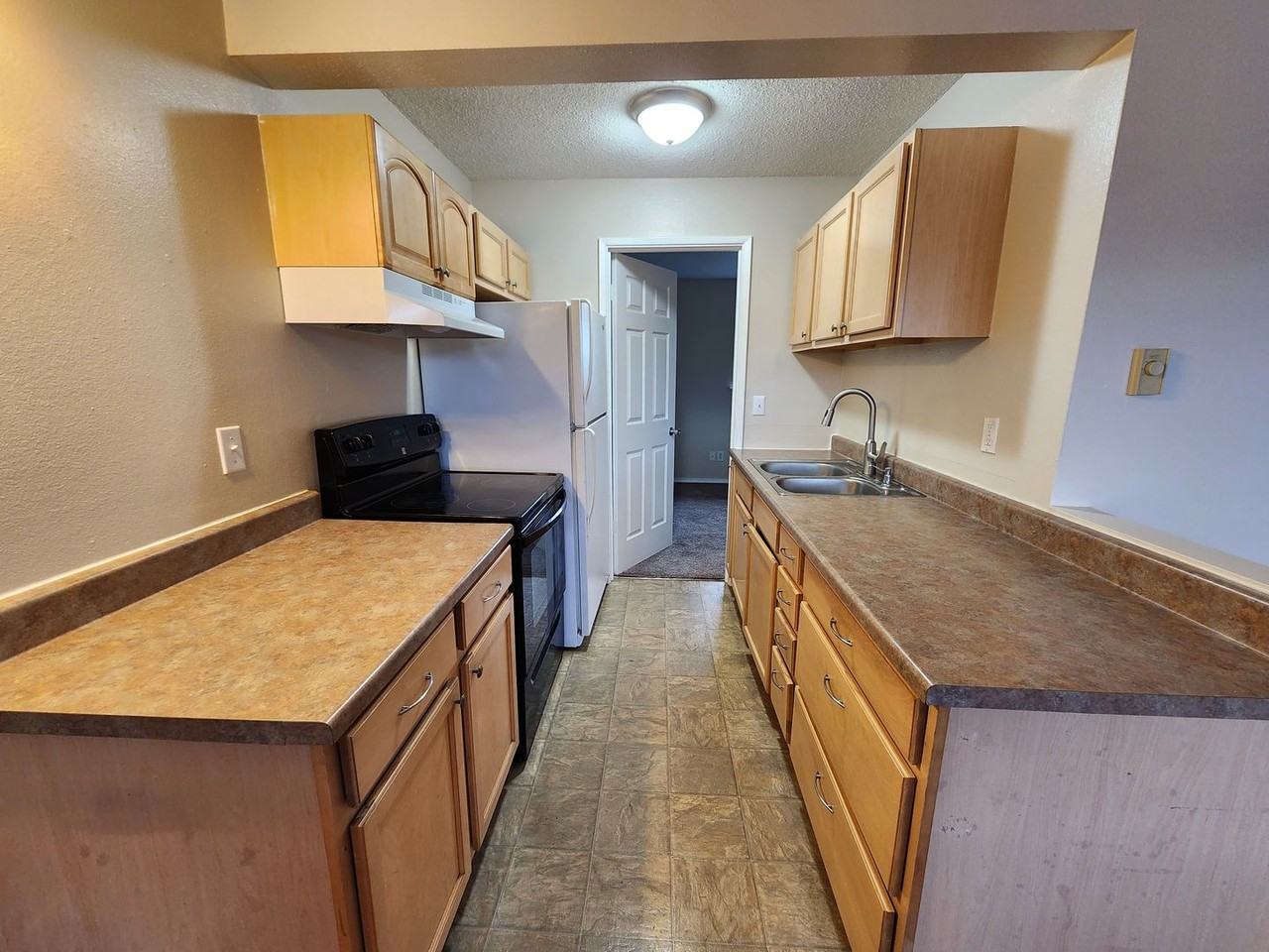 Casa Cabana Apartments - Photo 7 of 27