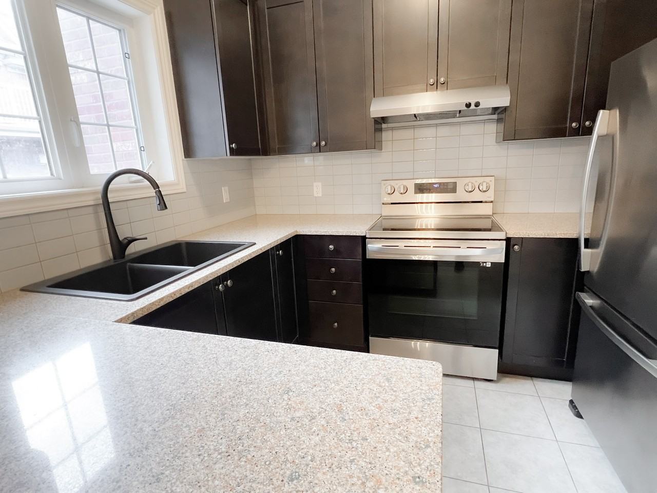 38 Carnahan Terr - Photo 3 of 50