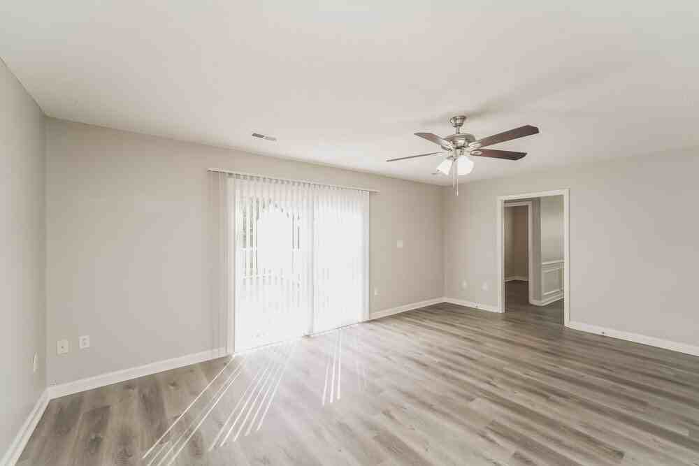 8245 Charles Crawford Dr - Photo 5 of 17