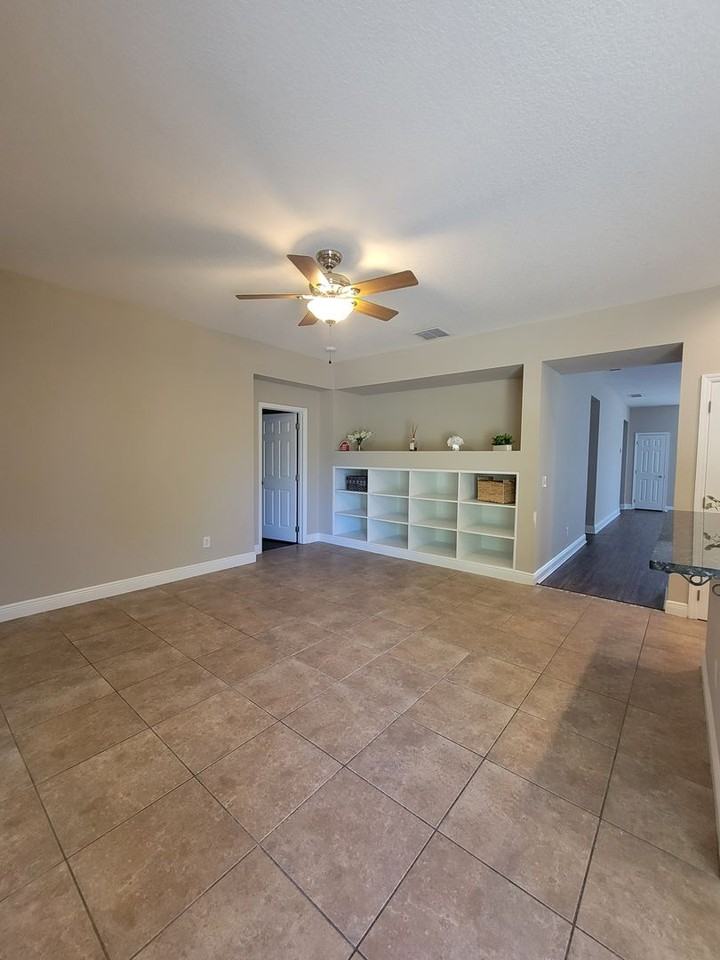 13008 Oulton Cir - Photo 4 of 39