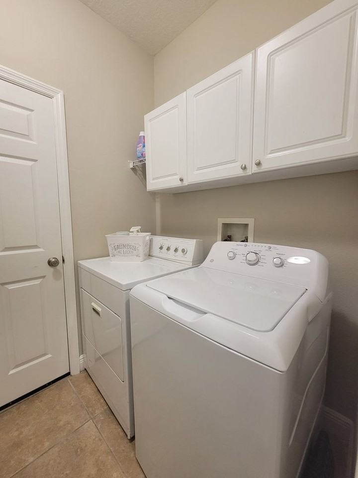 13008 Oulton Cir - Photo 7 of 39