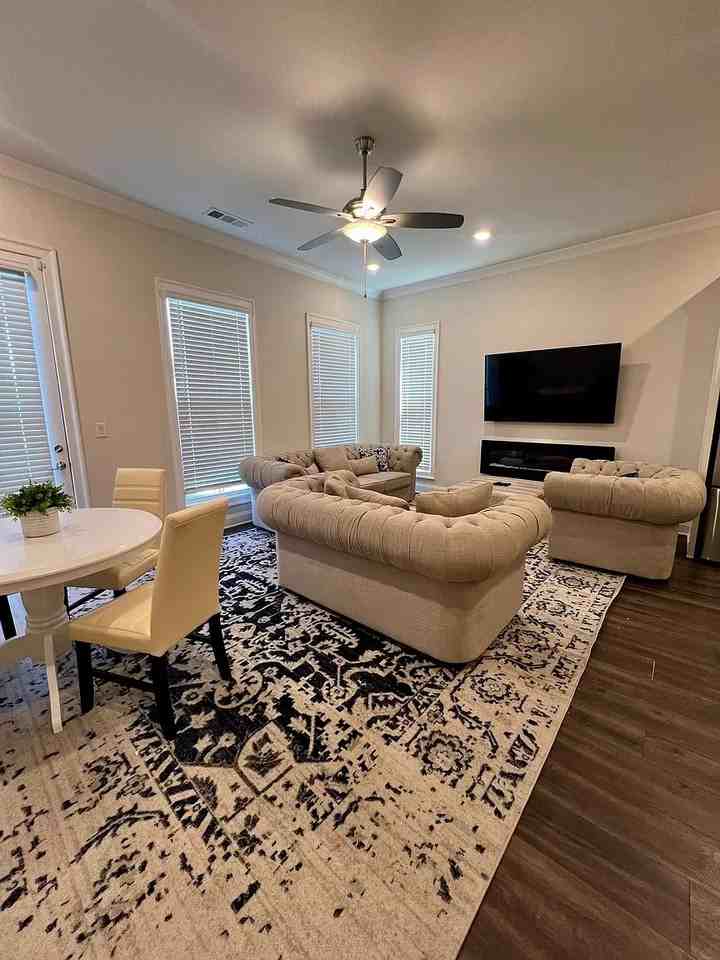 1825 La Dawn Ln Nw - Photo 3 of 25