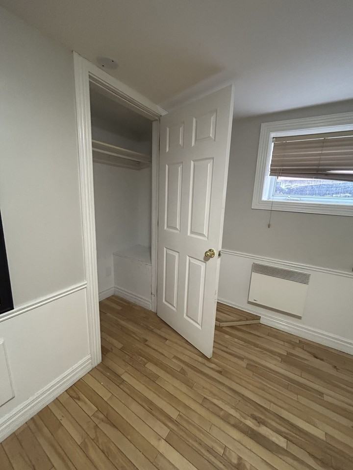 117 Elmwood Dr #2MAINLEVEL - Photo 7 of 18