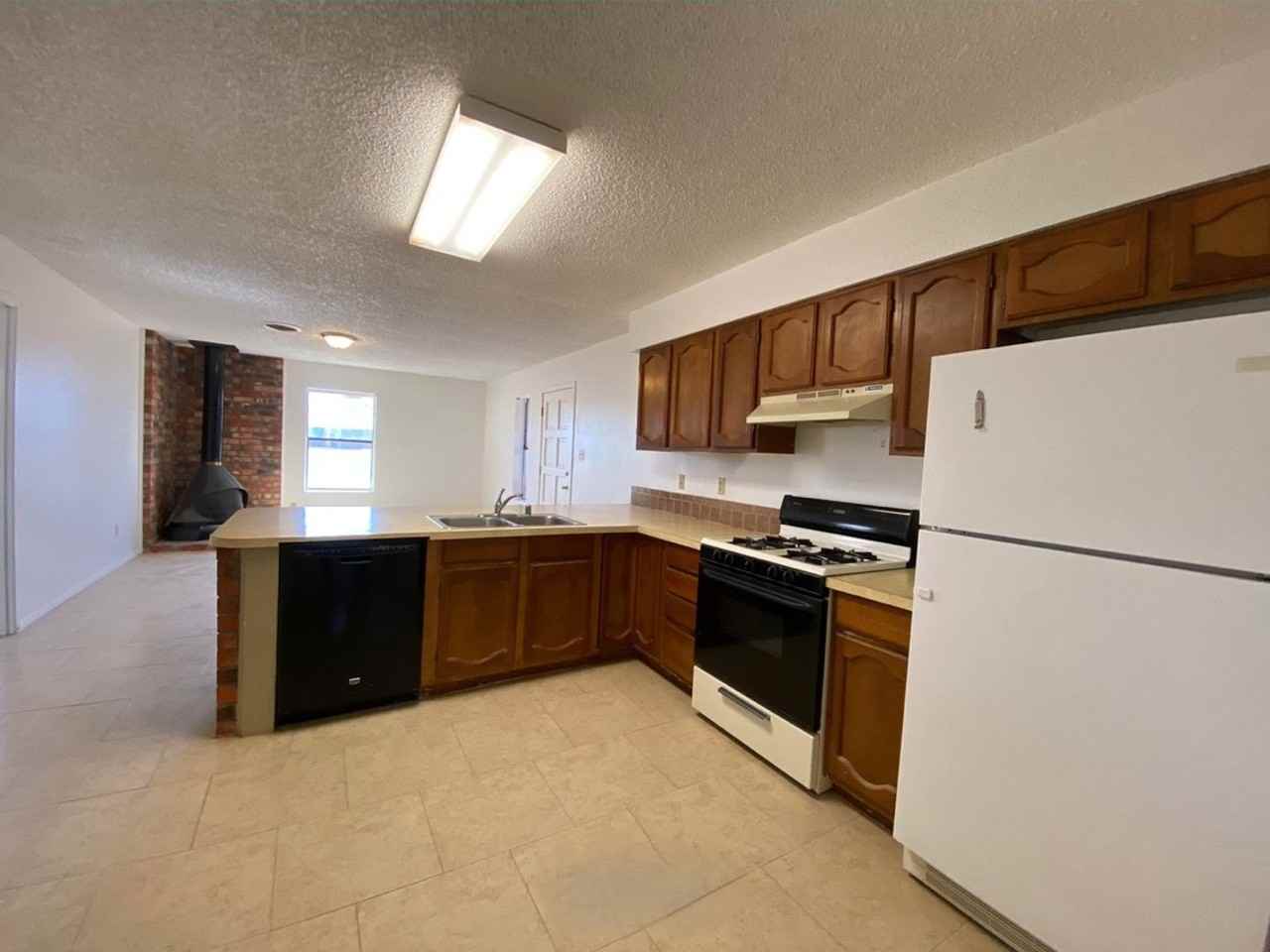 2602 Miguel Pl #A - Photo 3 of 15