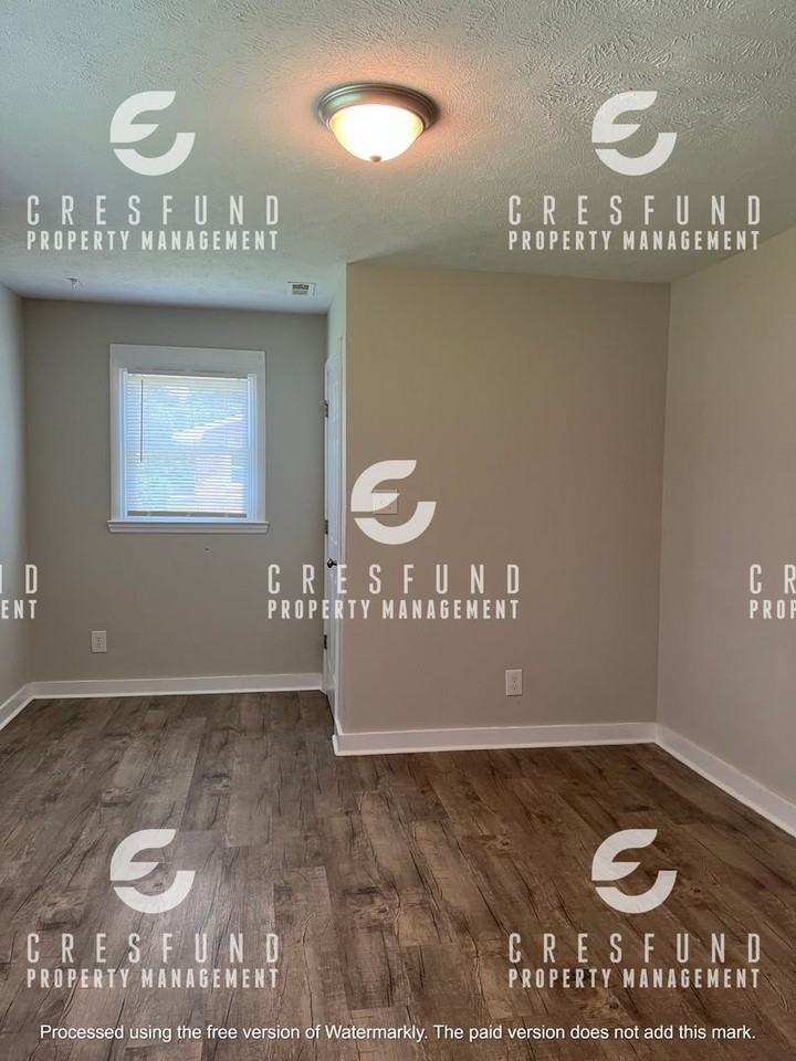 822 Miller Ave - Photo 3 of 21