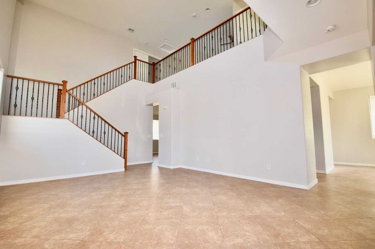 21460 E Roundup Way - Photo 2 of 29