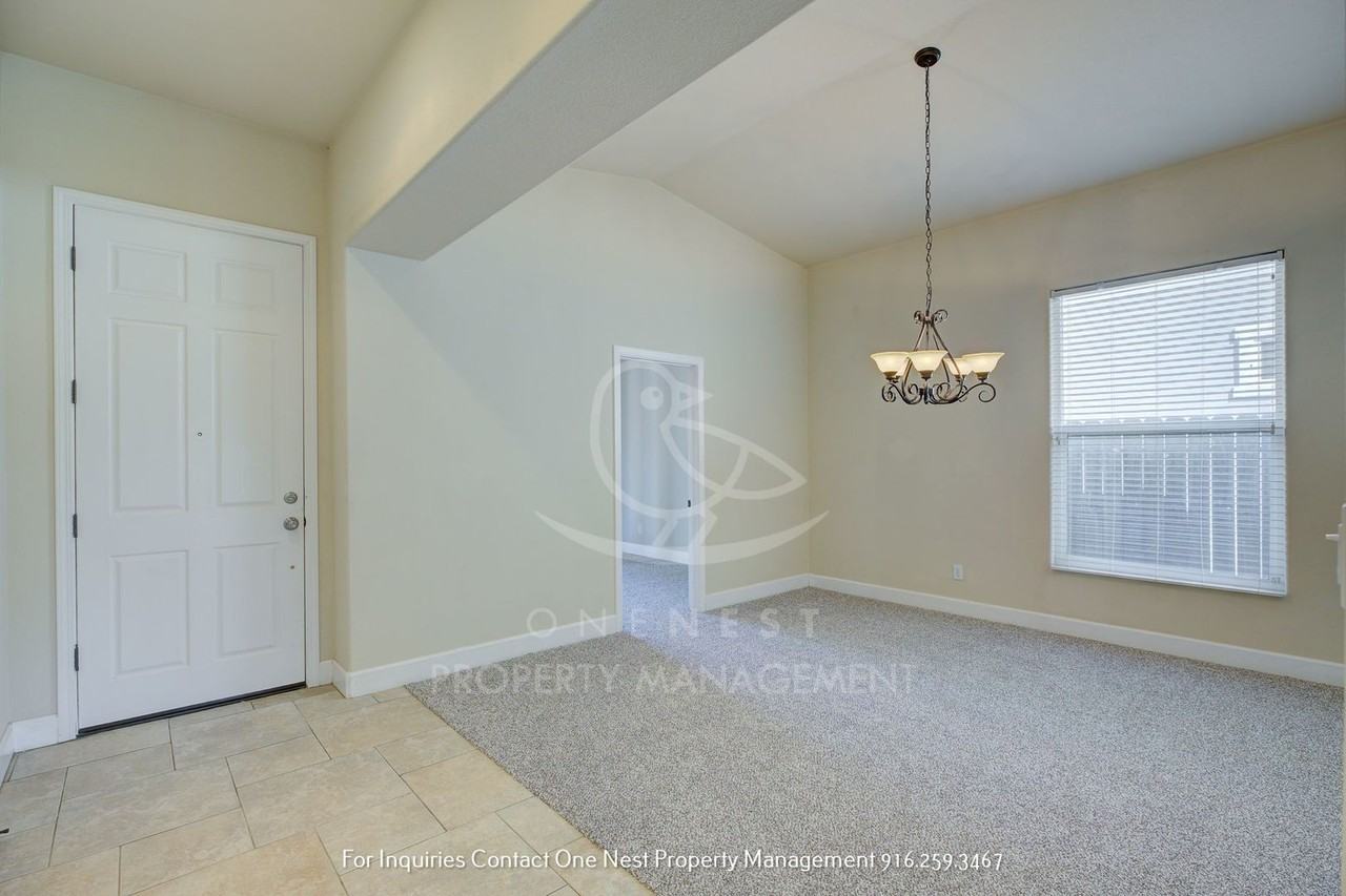 2226 Armus St - Photo 6 of 29