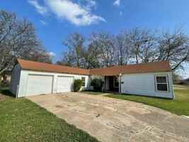 featured image of 1611 Alamo Ave