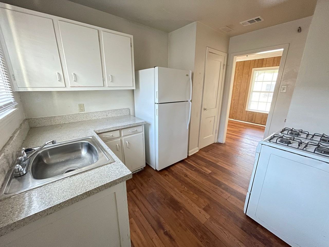 1611 Alamo Ave - Photo 7 of 14