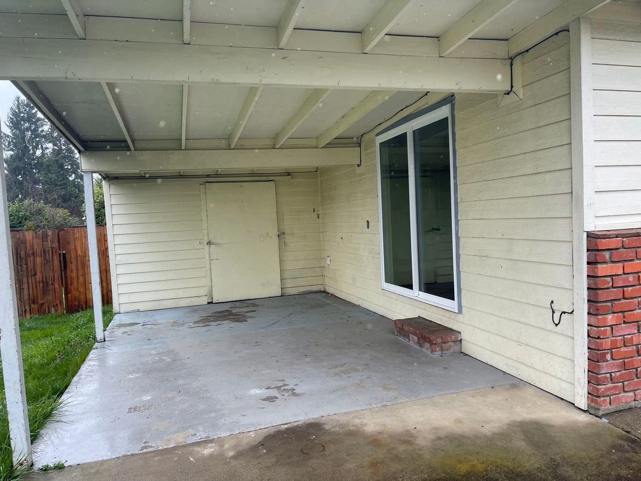 357 Terrace Ln - Photo 2 of 14