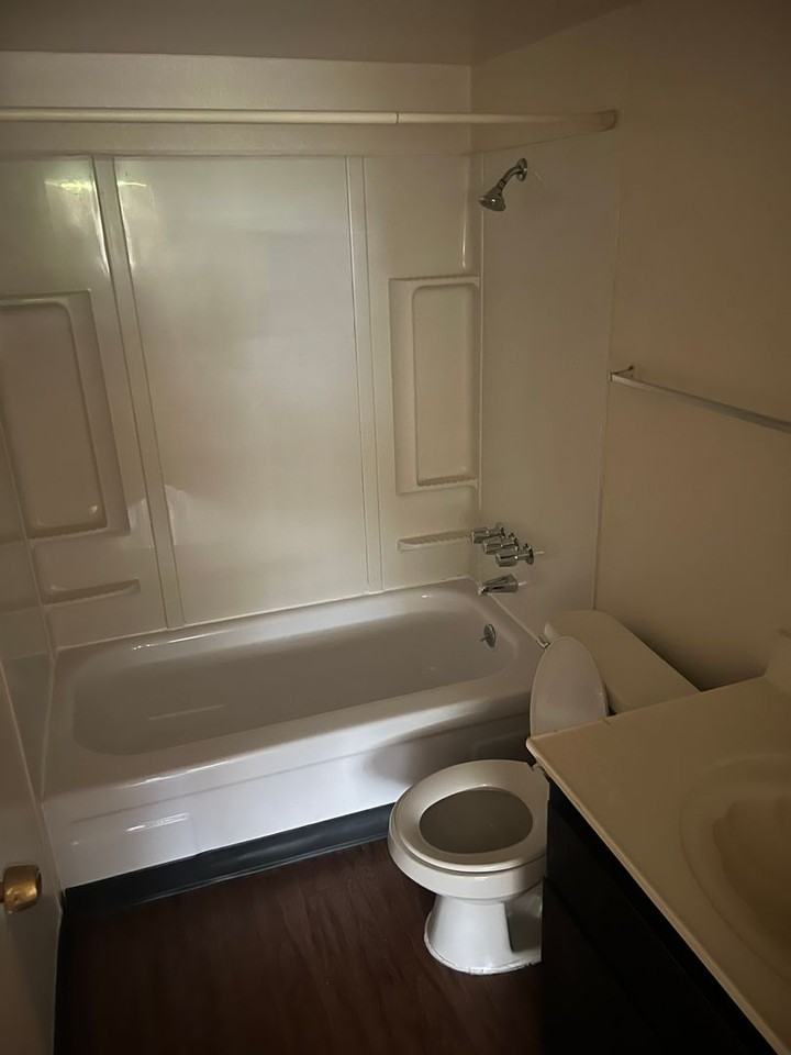 555 S Royal Crest Cir #26 - Photo 5 of 7