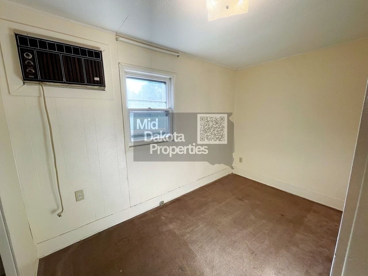 716 W Ash Ave - Photo 2 of 8