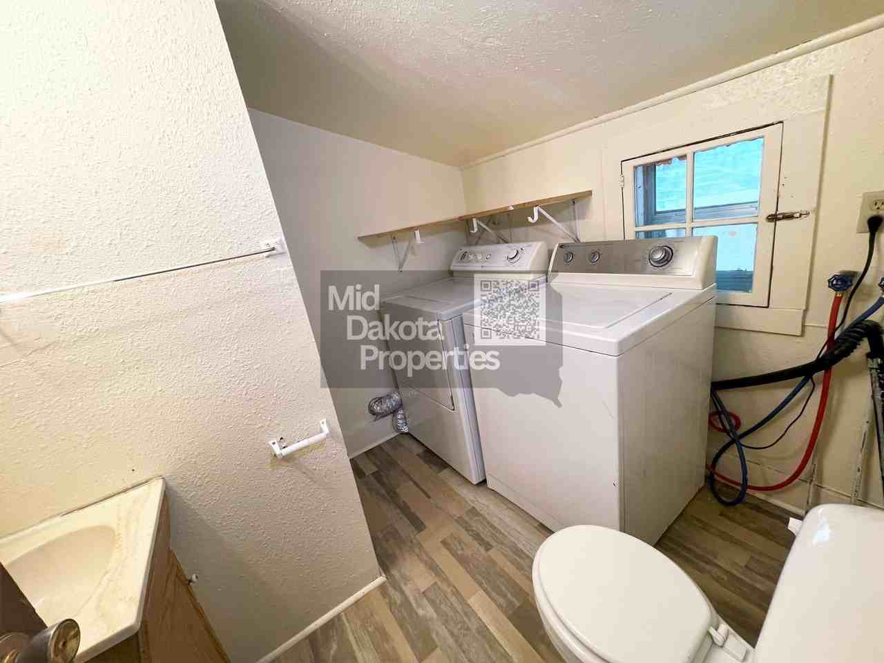 716 W Ash Ave - Photo 6 of 8