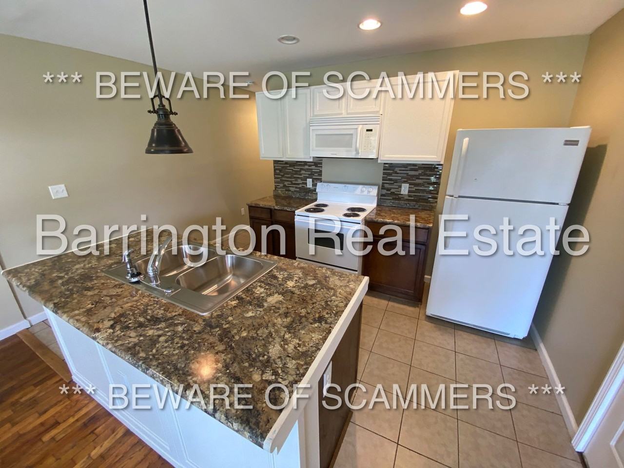 1514 2nd Ave W - Photo 3 of 7