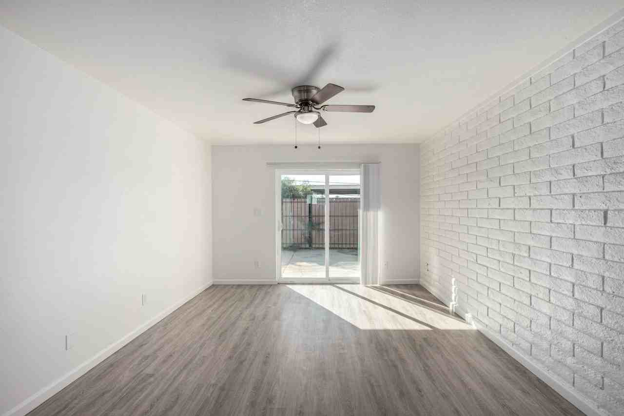 Granada Gardens - Photo 2 of 30