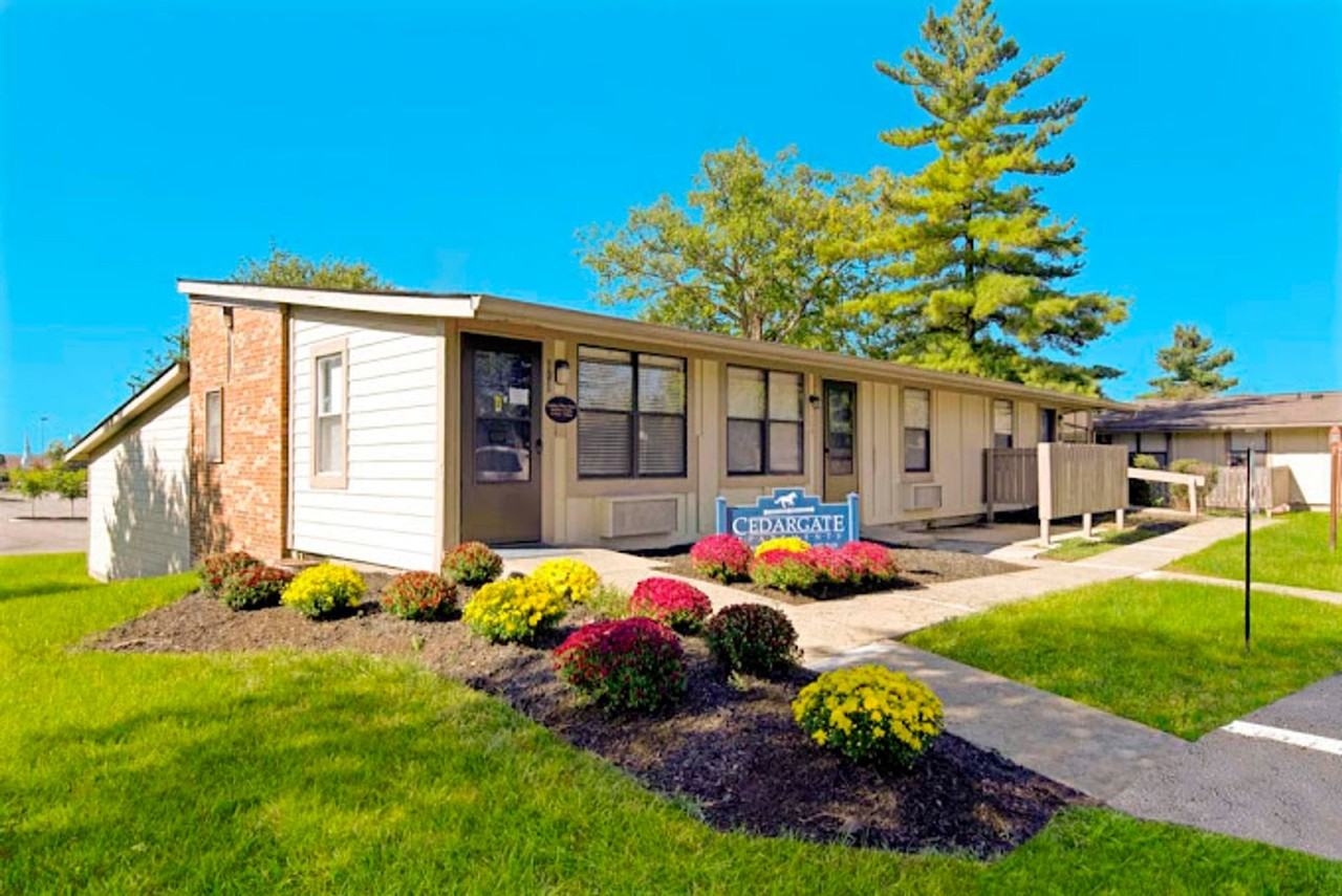 Cedargate Apartments Shelbyville Kentucky - Photo 2 of 15