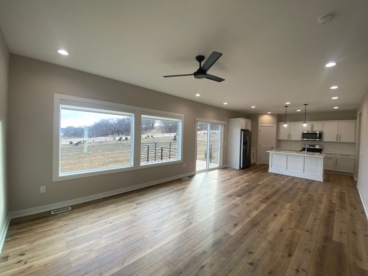 10168 Divine Pl - Photo 3 of 21