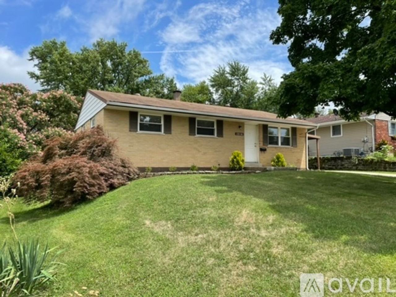 12116 Wincanton Dr - Photo 2 of 17