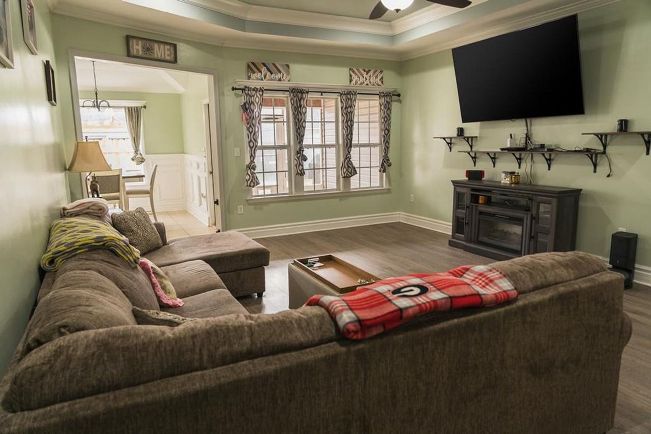 4078 Mckenzie Ln - Photo 5 of 25