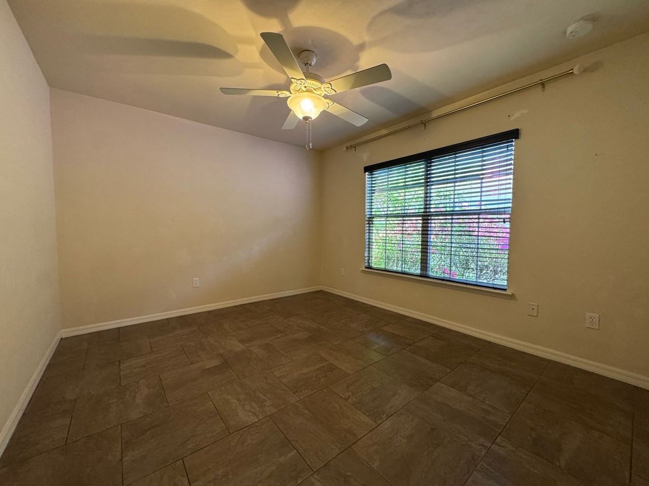 11774 Nw 60th Dr - Photo 3 of 11