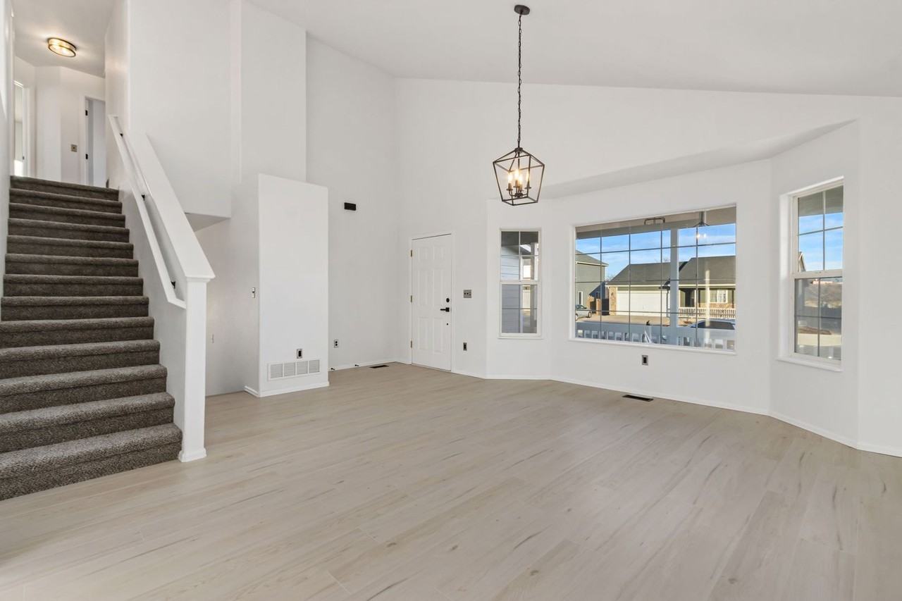 87 Summit View Rd - Photo 3 of 24