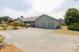 featured image of 2820 Fortune St