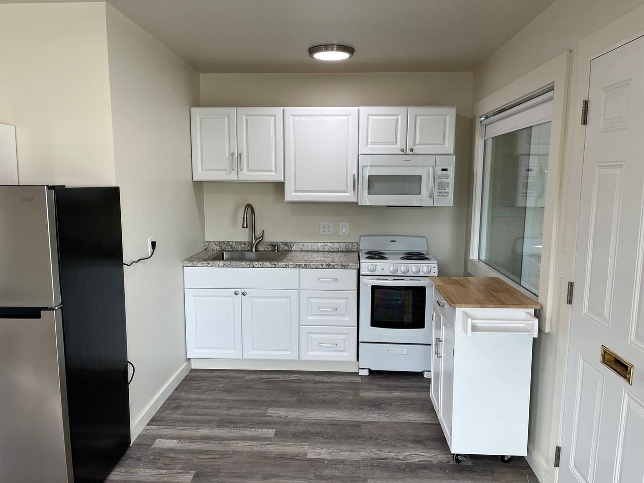 643 Grantsdale Rd #31 - Photo 2 of 12