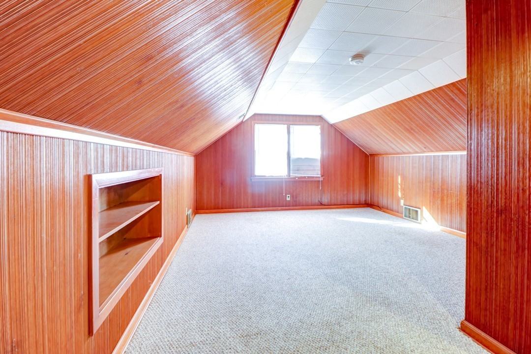 602 S Mattis Ave - Photo 7 of 20