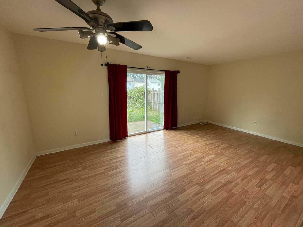 3949 Old Brook Rd - Photo 3 of 12