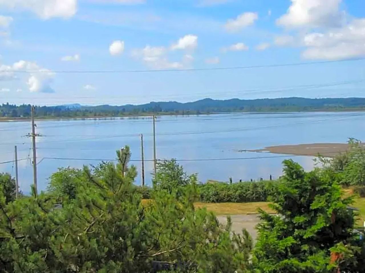 #308 BAYSHORE APARTMENTS - Photo 3 of 18