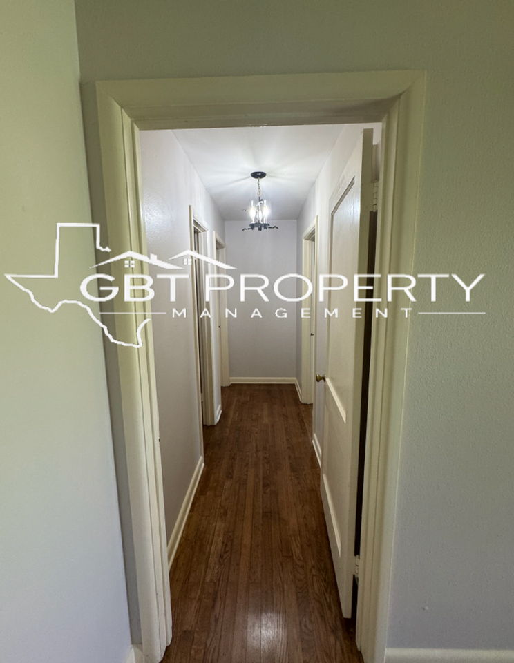 10632 Aledo Dr - Photo 2 of 14