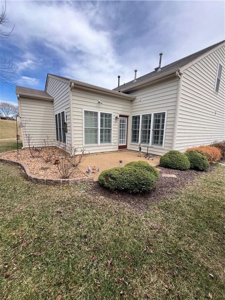 14218 Clayborne Ct - Photo 2 of 8