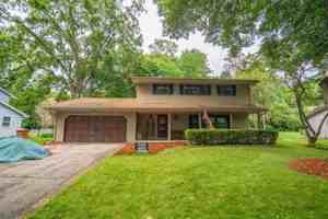 featured image of 3110 Ashford Ln