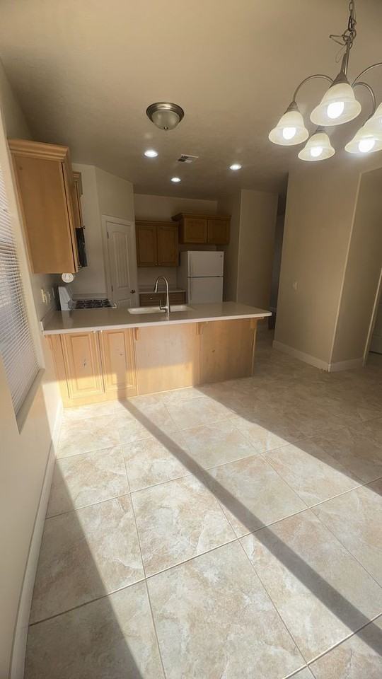 1570 S West Canyon Dr - Photo 5 of 15