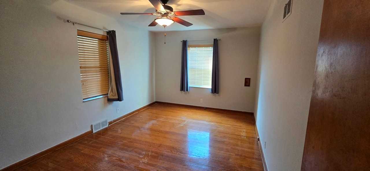 6639 Tholozan Ave - Photo 3 of 6