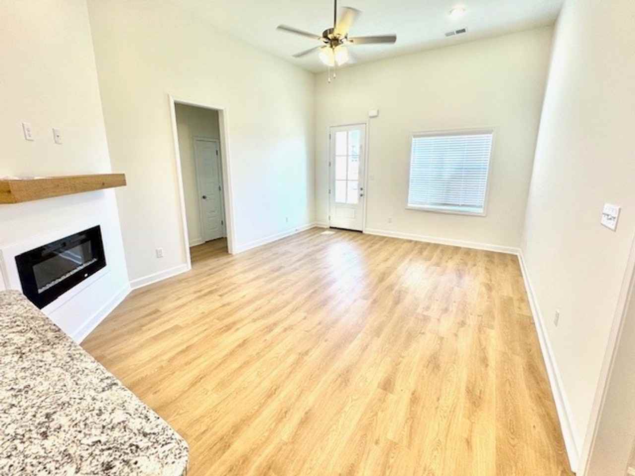 75 Primrose Ln - Photo 3 of 13
