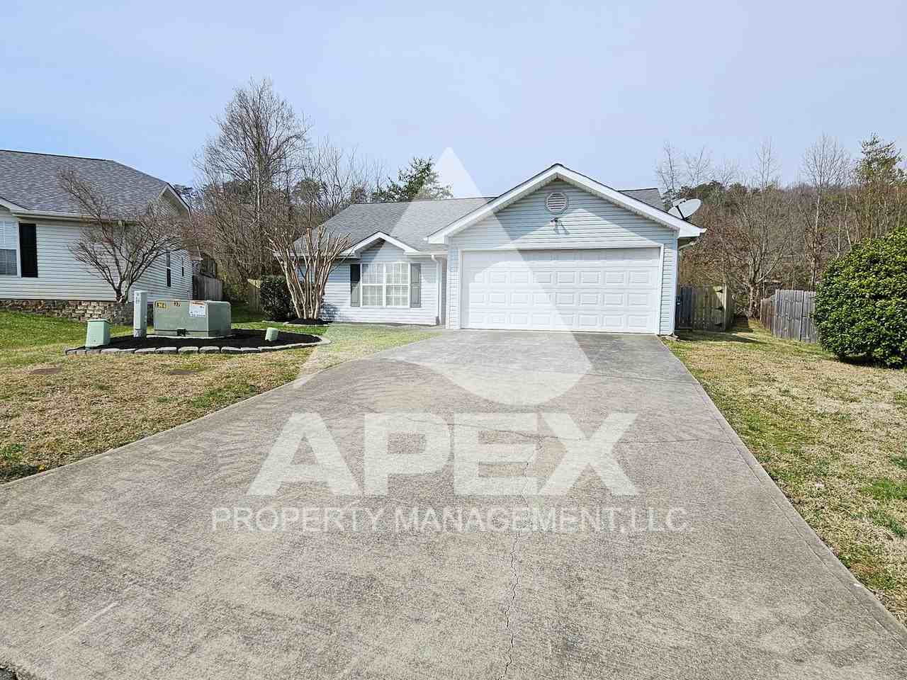 8705 Trapper Ln - Photo 3 of 31