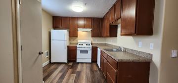 featured image of 6719 Se 82nd Ave