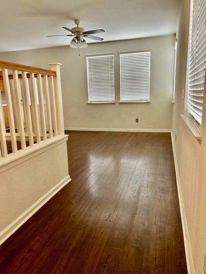 200 Troon Ct - Photo 3 of 16