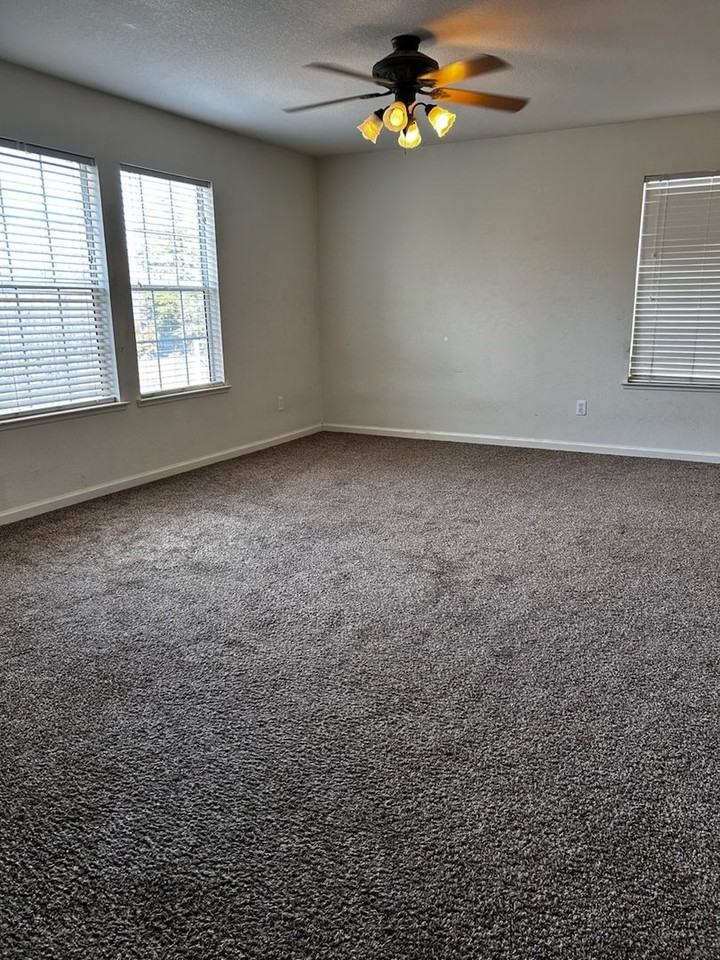 200 Troon Ct - Photo 7 of 16