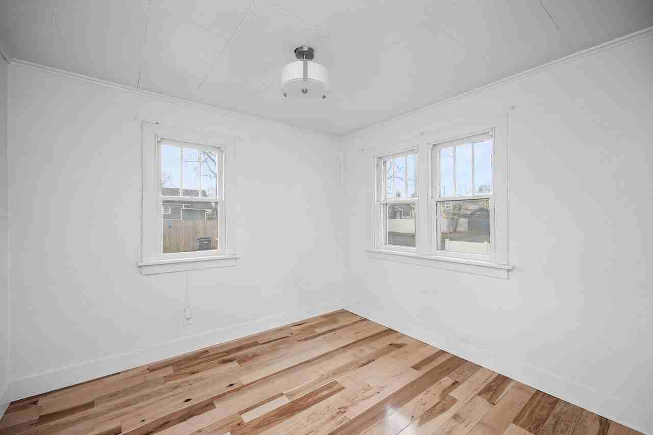 2618 N Ash St - Photo 7 of 31