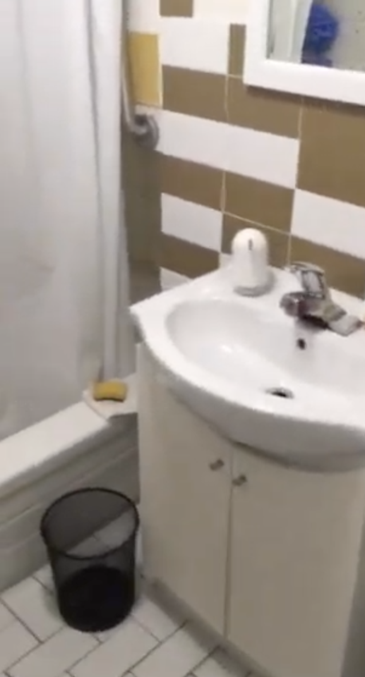 216 Keele St - Photo 6 of 11