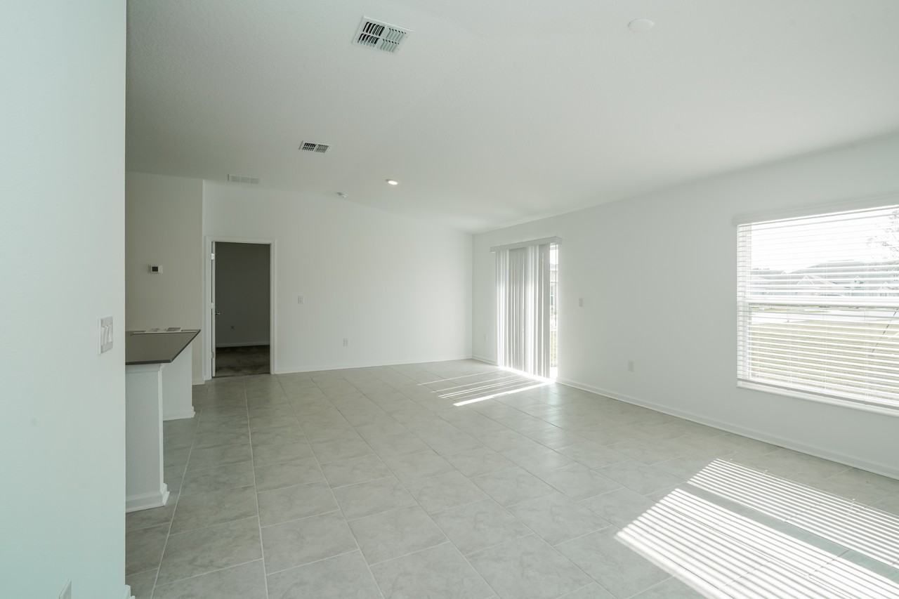 519 Patton Loop - Photo 2 of 16