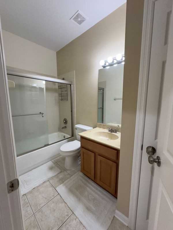 10222 Devonshire Lake Dr - Photo 2 of 28