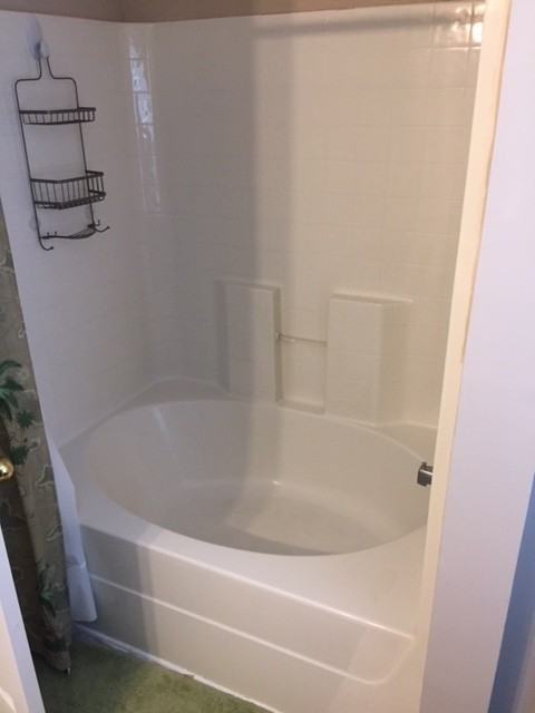 4505 Hawthorn Dr - Photo 2 of 8