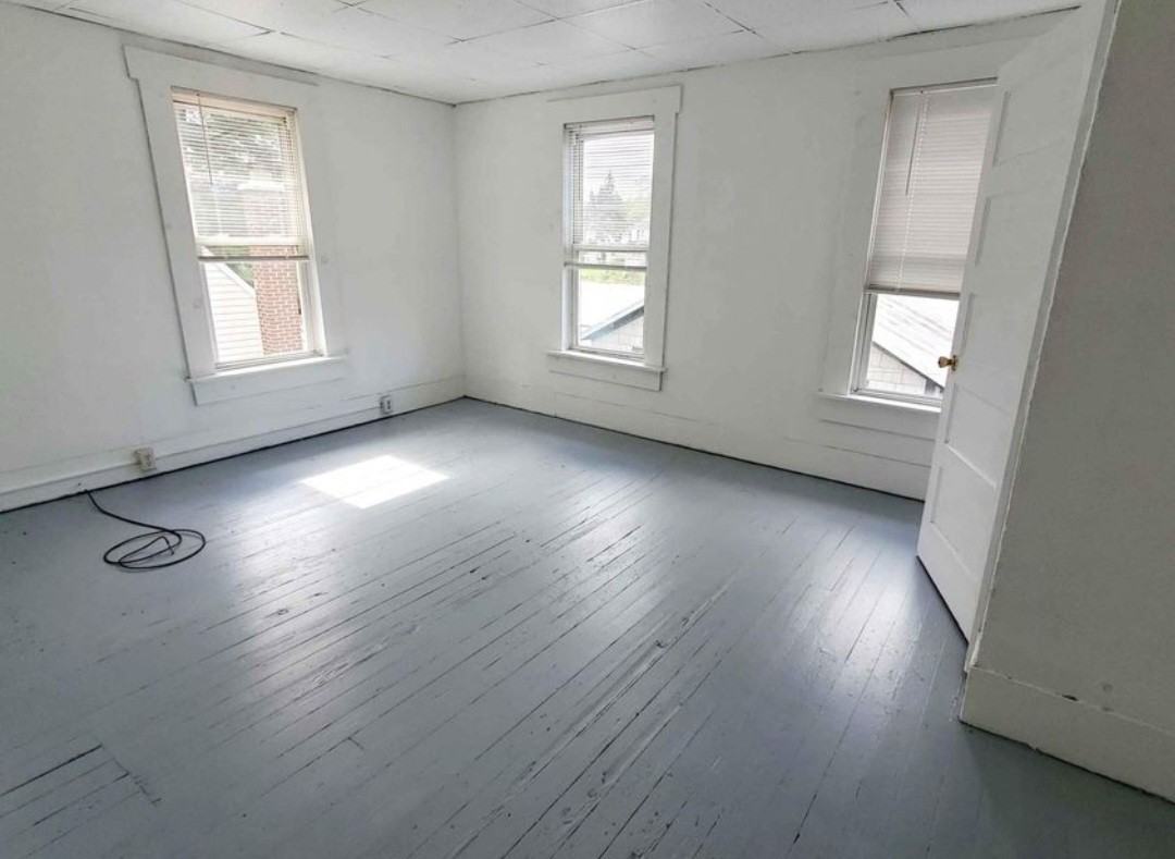 85 Church St #1 - Photo 3 of 10