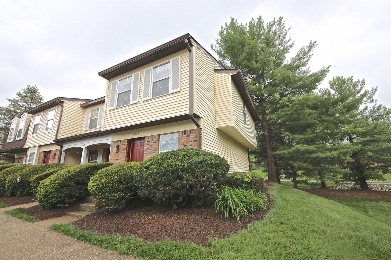 2489 S Brittany Ln #1 - Photo 4 of 12