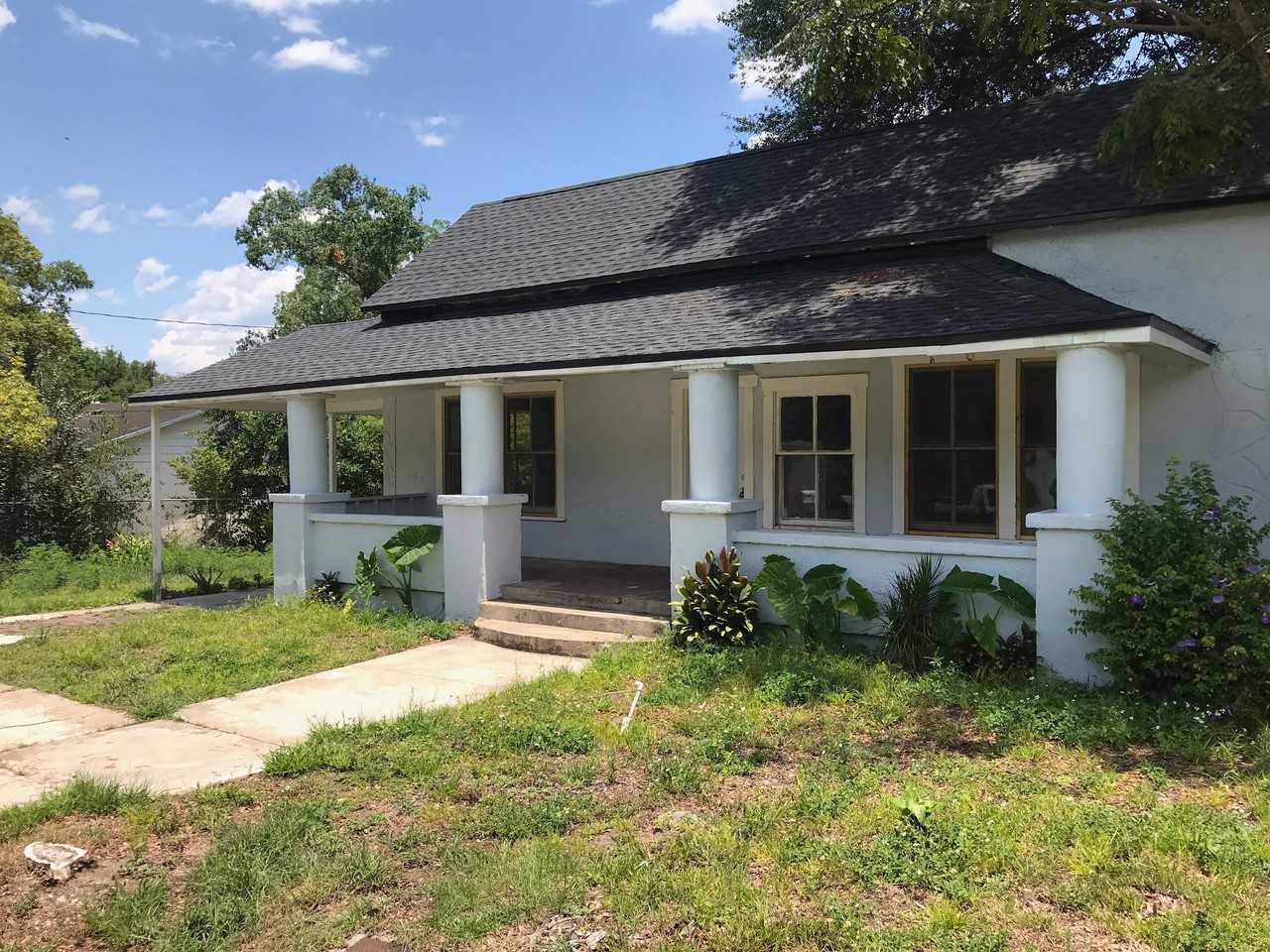 605 Gilmore Ave - Photo 2 of 5